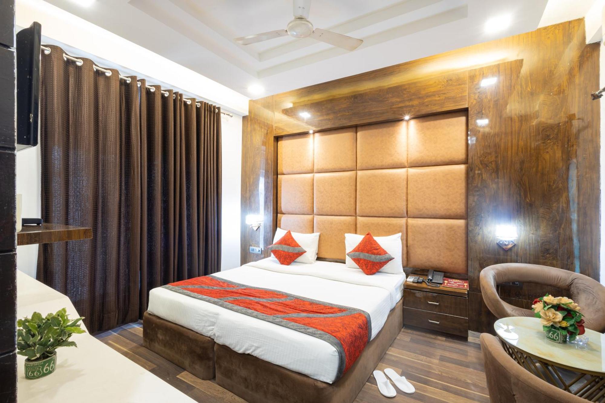 Hotel Gold Souk - Karol Bagh Delhi  Exteriör bild