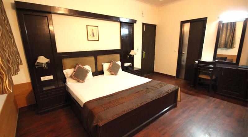 Hotel Gold Souk - Karol Bagh Delhi  Exteriör bild